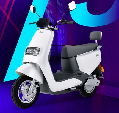 智能时代的新选择 新日、台铃发布长续航智能电动车，引领骑行新体验